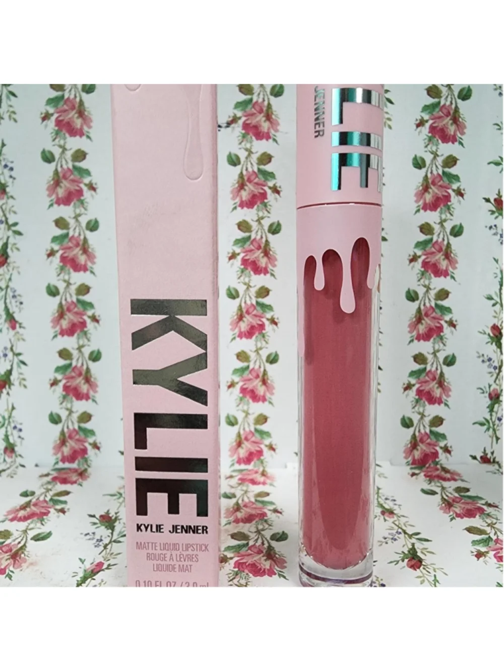 Kylie Jenner Matte Liquid Lipstick in 100 Pink K Matte #kylie #lipstick